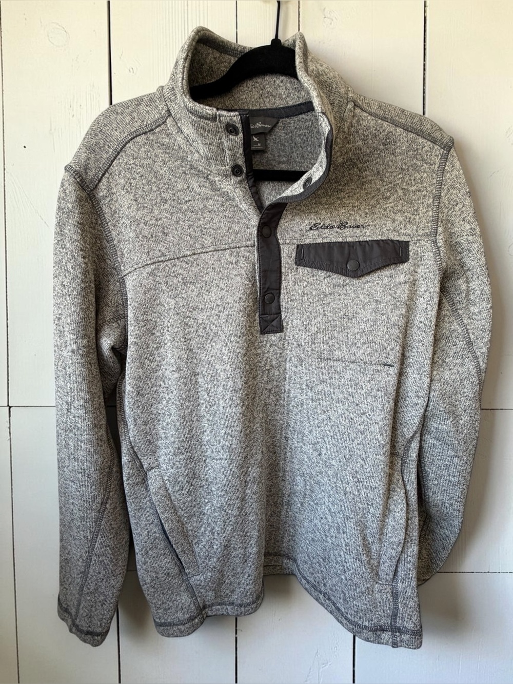 Eddie Bauer Snap Pullover Fleece Gray Textured Sweater Men’s M Gorpcore Hiking
